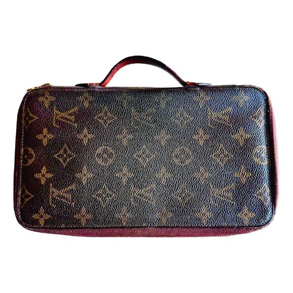 Louis Vuitton Handbags - Vintage Louis Vuitton XL Escapade Travel Wallet Organizer